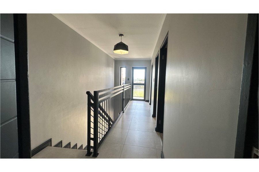 3 Bedroom Property for Sale in De Zoete Inval Western Cape